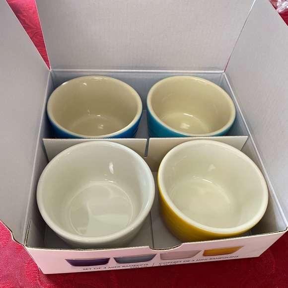 Le Creuset Limited Edition Ramekin 4-Pack (Brand New) - Picture 8 of 12
